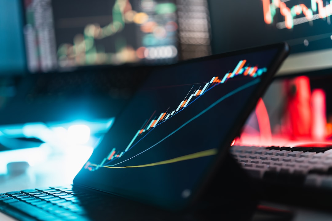 Best Ecommerce Business Insurance for Online Retailers and DTC Brands