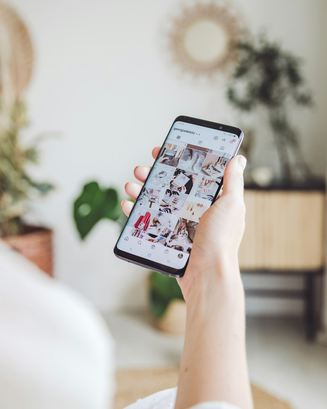 Understanding the 4:5 Aspect Ratio: Best Dimensions for Instagram Posts and Social Media Images