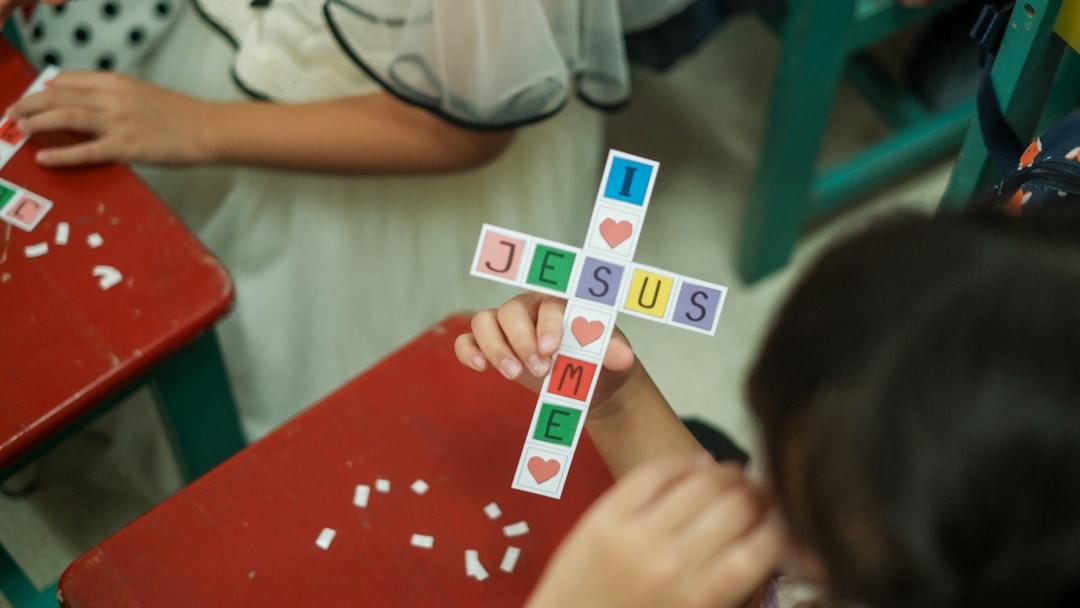 8 Classroom Review Games for High School Students That Increase Participation